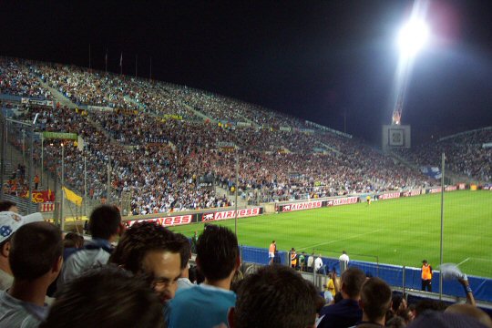 Il reste quelques minutes, le stade fait la hola